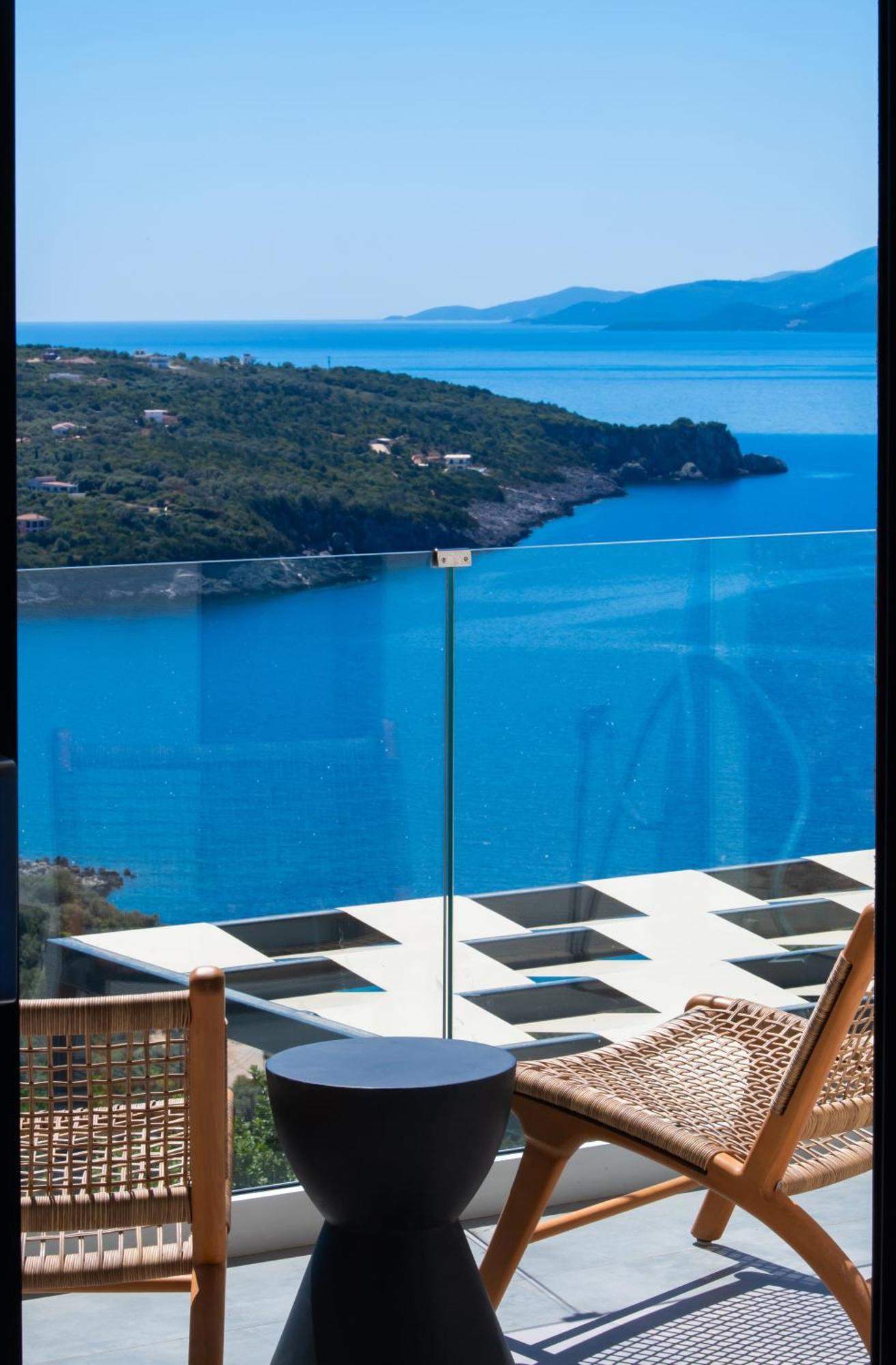 Pantea Luxury Villa วาซีลีกี ภายนอก รูปภาพ