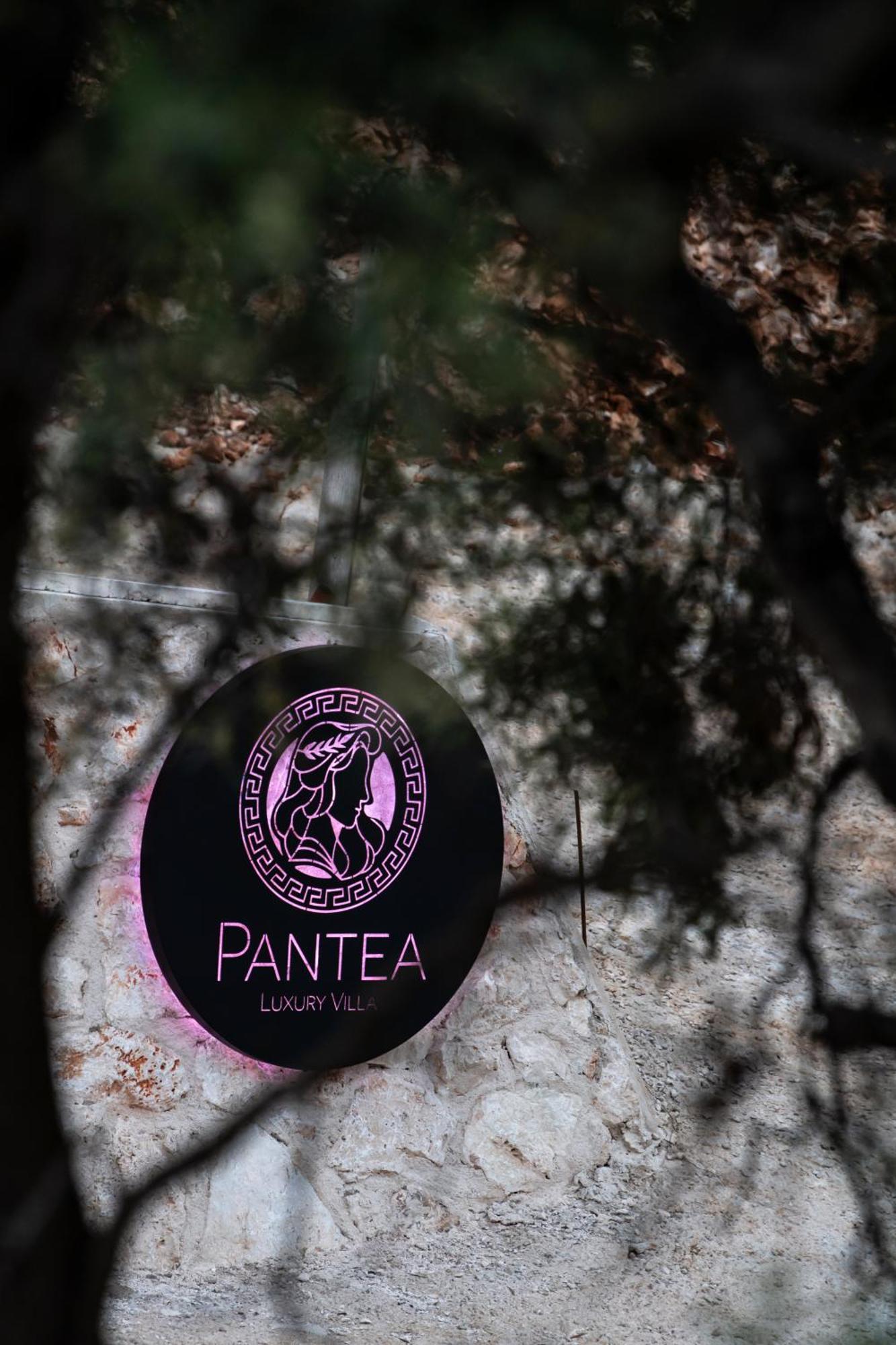 Pantea Luxury Villa วาซีลีกี ภายนอก รูปภาพ